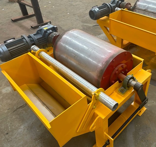 Dry-Magnetic-Separators