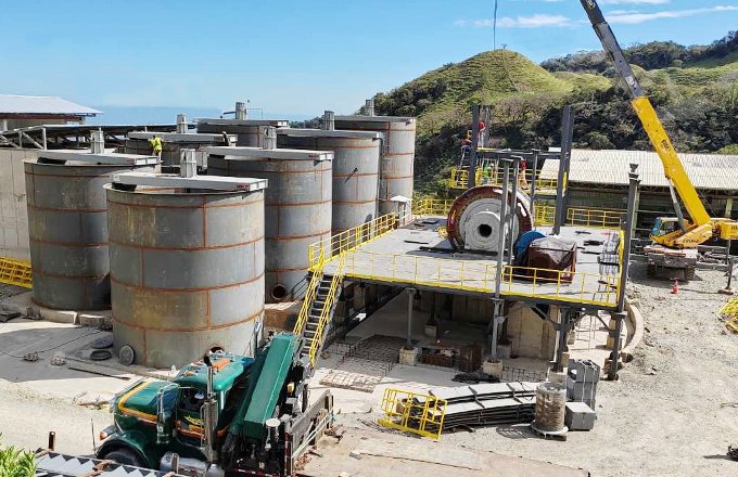 Gold mining and extraction at gold leaching plants