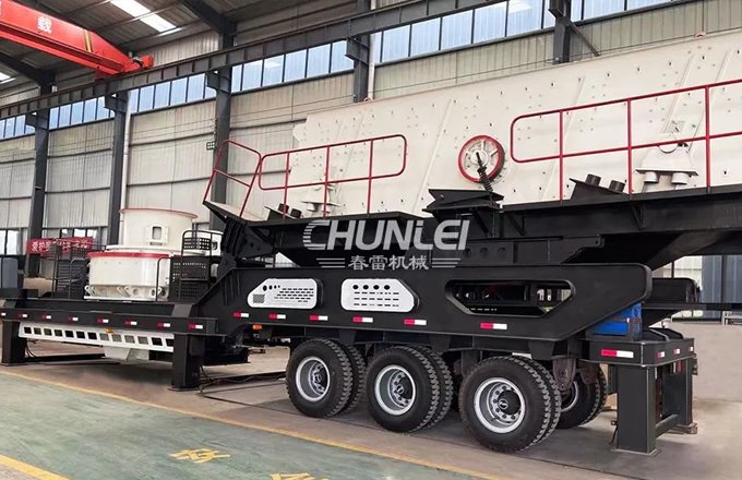 Mobile sand making machine