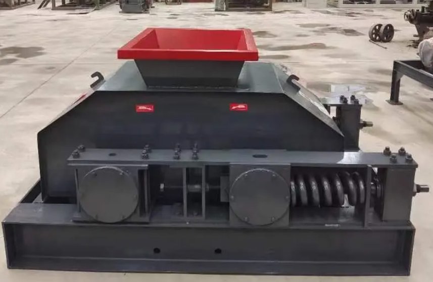 Ordinary-spring-roller-crusher