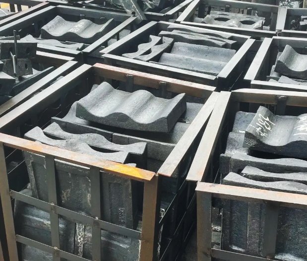 High-manganese-steel-liner-for-ball-mill