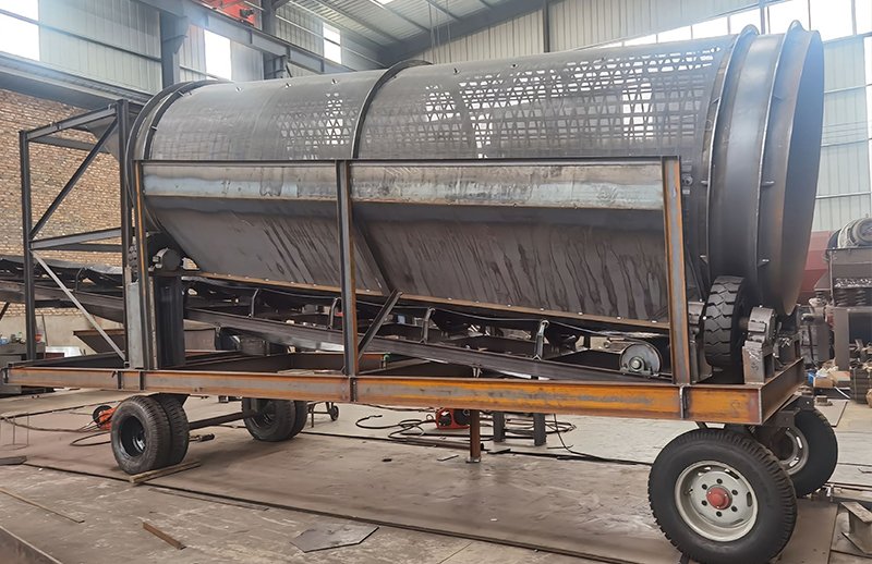 Medium-sized-shaftless-trommel-screen