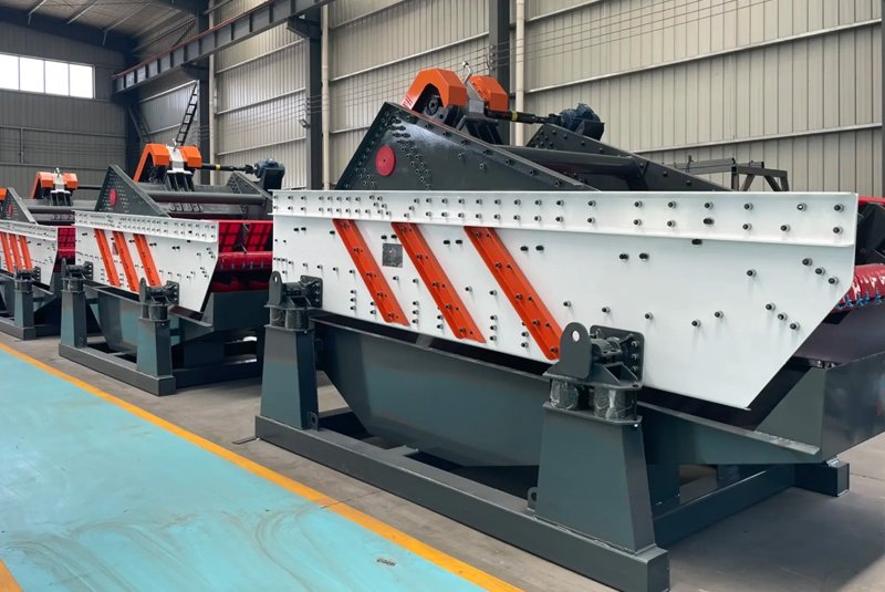 Photos-of-the-CHUNLEI-dewatering-screen-factory-area02