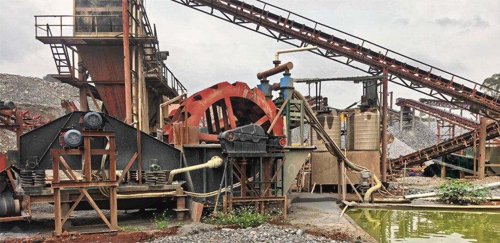 Wheel-type-sand-washing-machines-are-suitable-for-small-scale-sand-and-gravel-production-lines.