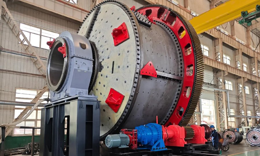 AG-autogenous-grinding-mill-on-site-photos