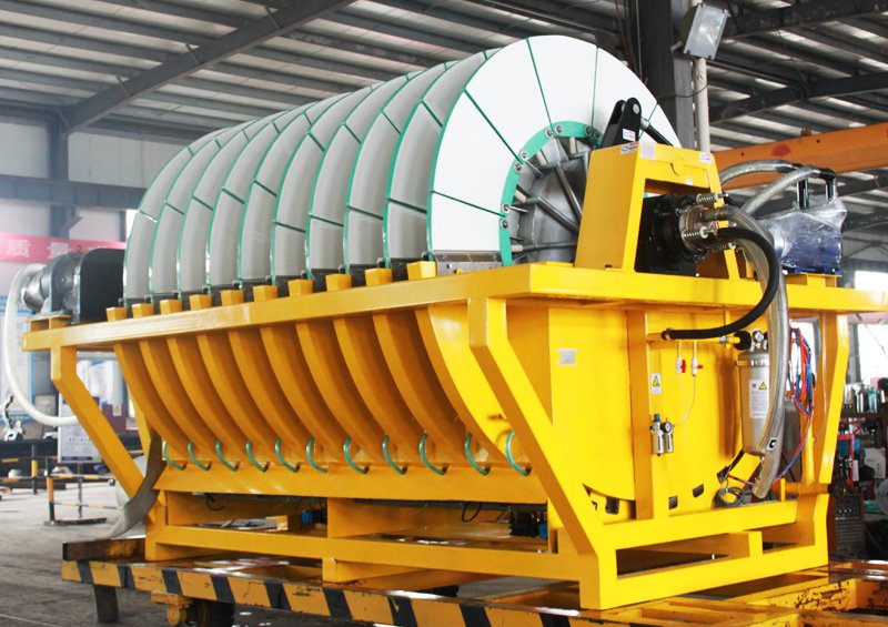 Ceramic-filter-press