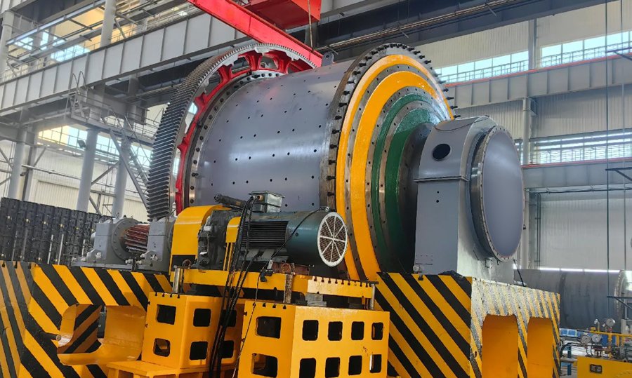 SAG-semi-autogenous-grinding-mill-on-site-photos
