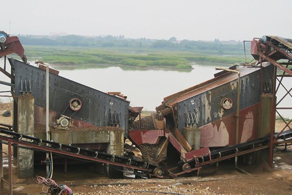 River-pebble-sand-making-production-line-site-photo05